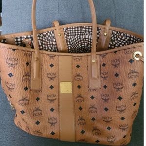 AUTHENTIC MCM TOTE ONLY